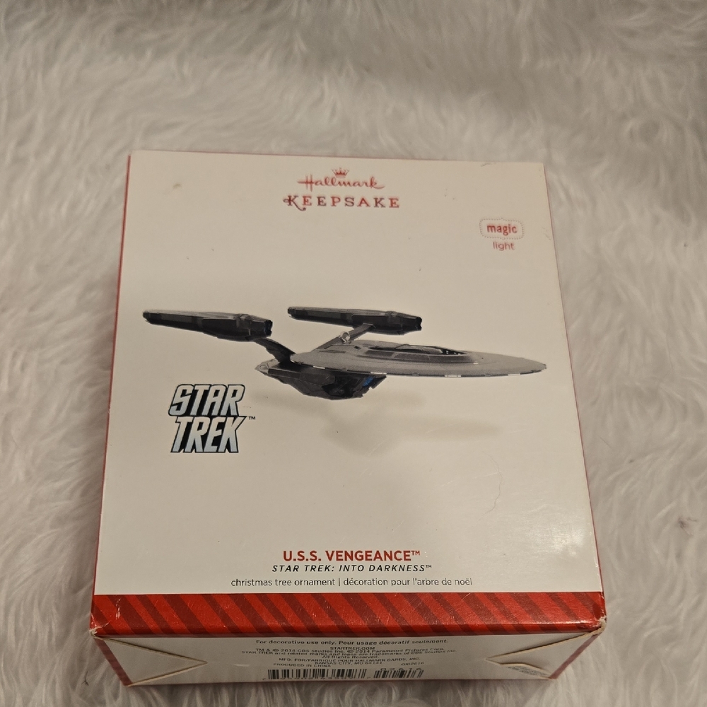 Hallmark Keepsake‎ Star Trek U.S.S. Vengeance Ornament
